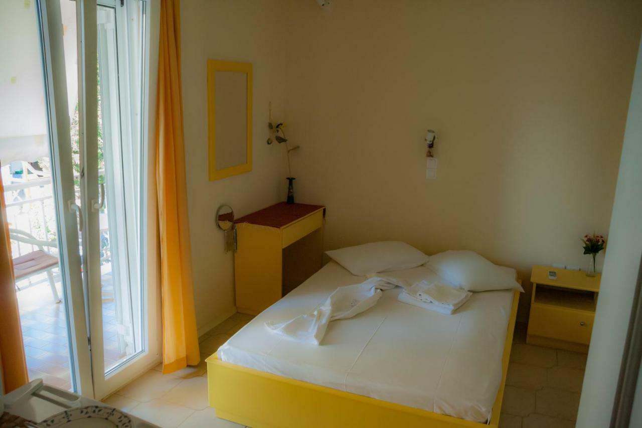 Spiti Hotel Іраіон Екстер'єр фото